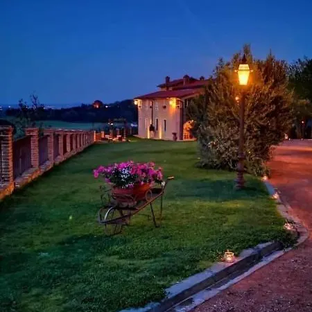 Tenuta L'oliveta Farm stay Crespina